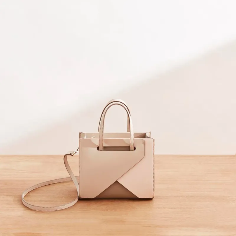 bag of unique design