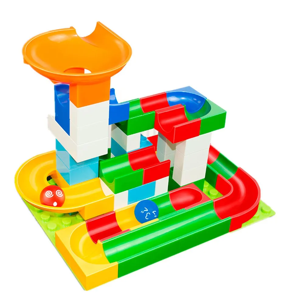 race track with balls (52 pcs)