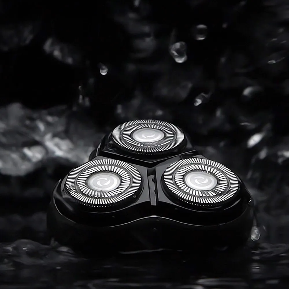 electric shaver with 3 independent heads