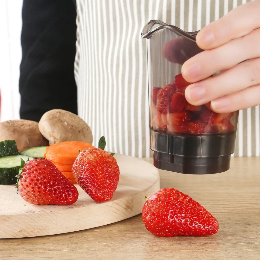 Portable fruit slicer cup
