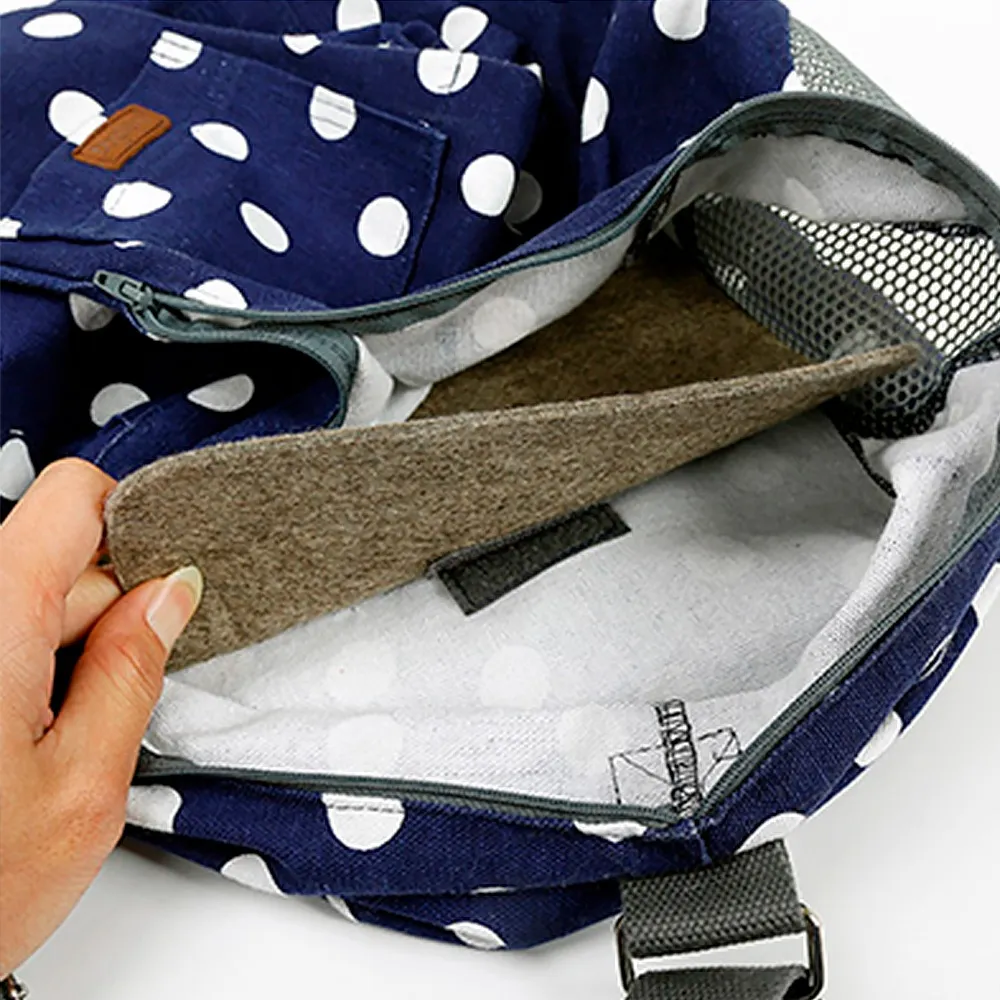 Adjustable bag for cat/dog transport