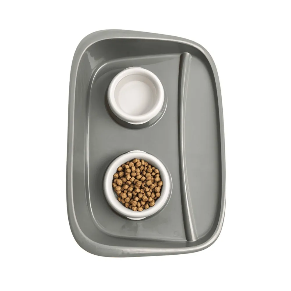 water & food container for pets