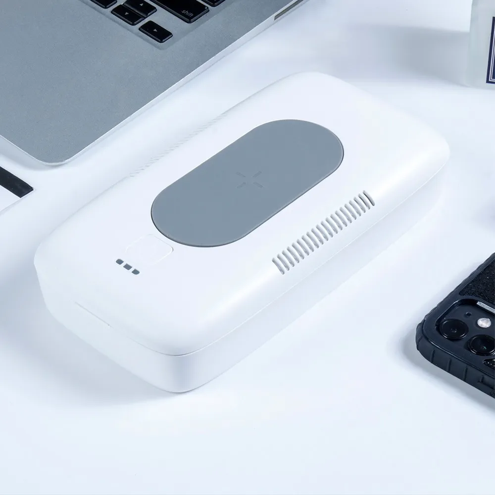 device for sterilizing objects