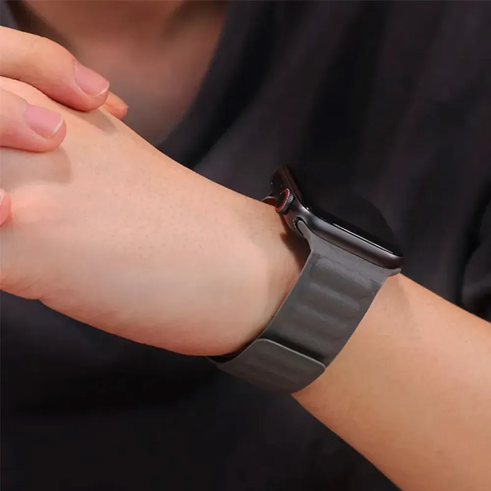 magnetic silicone strap 43/44MM