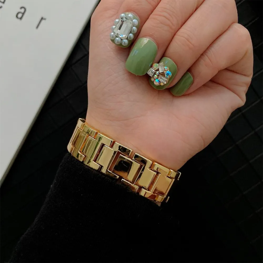 strap with metallic design 43/44mm