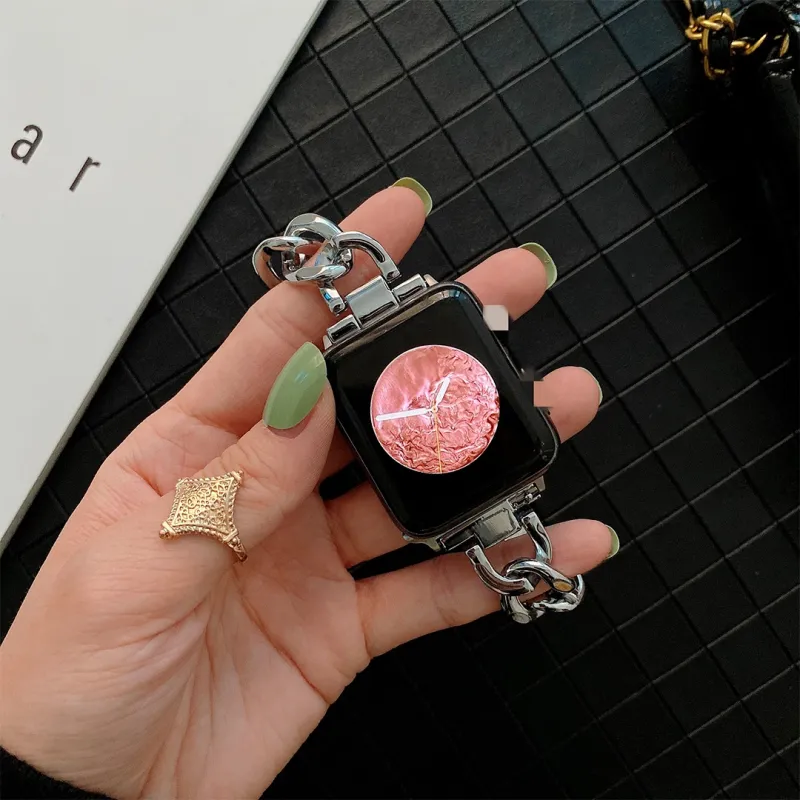 strap with metallic design 43/44mm