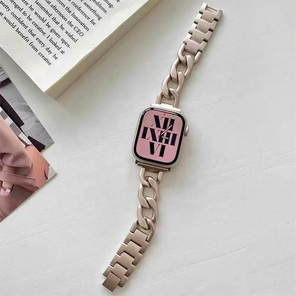 strap with metallic design 43/44mm