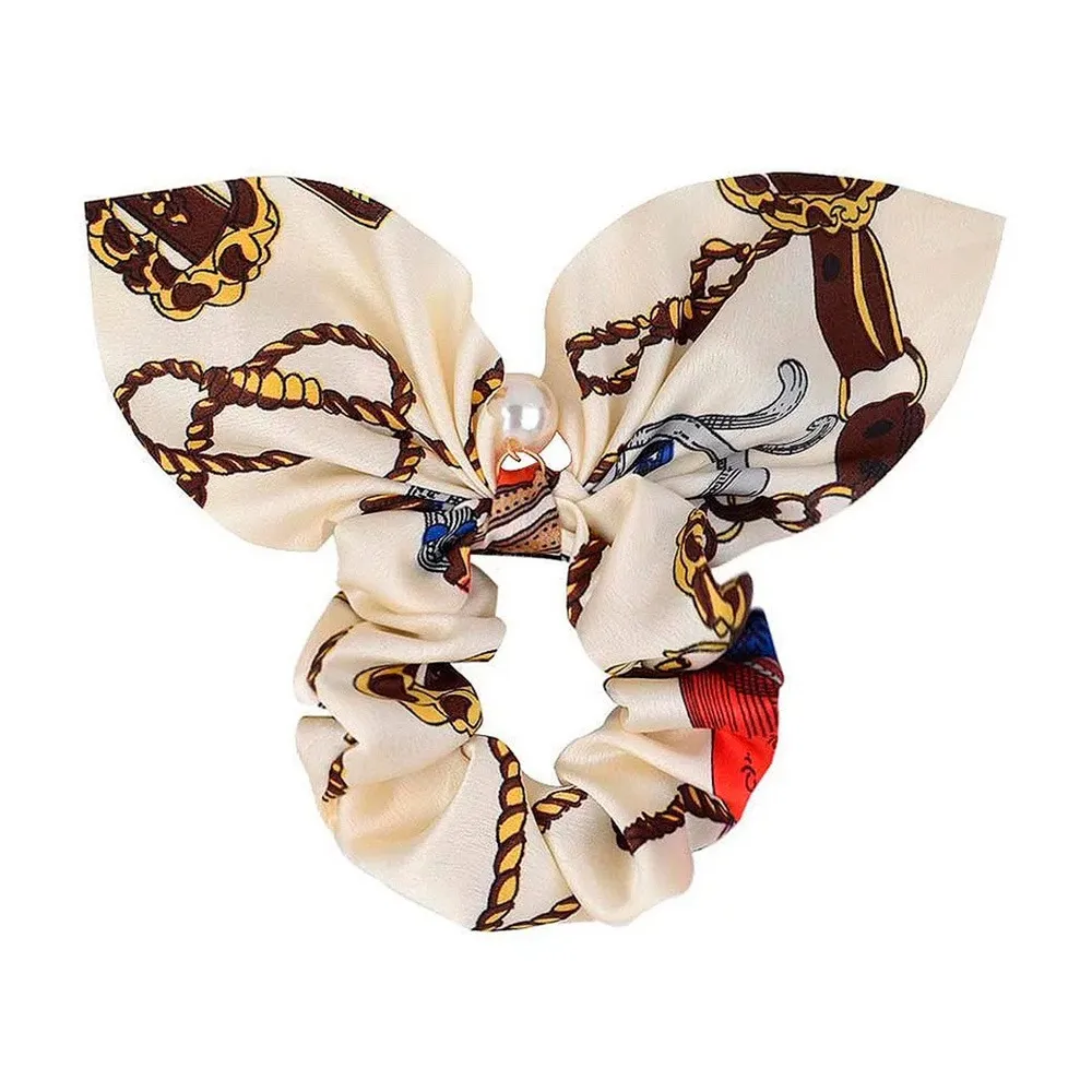 scrunchy with pearl