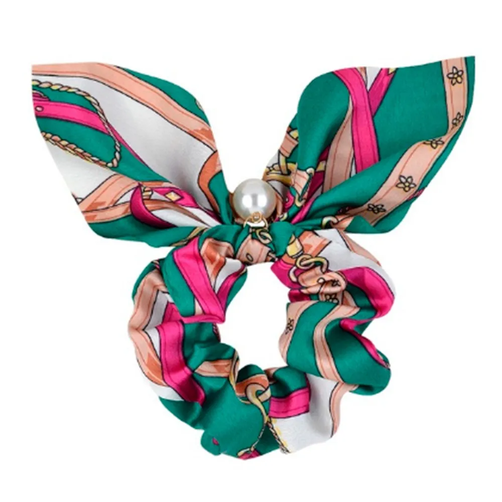scrunchy with pearl