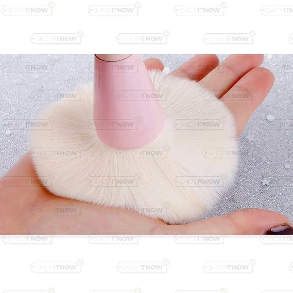 set of 14 make-up brushes