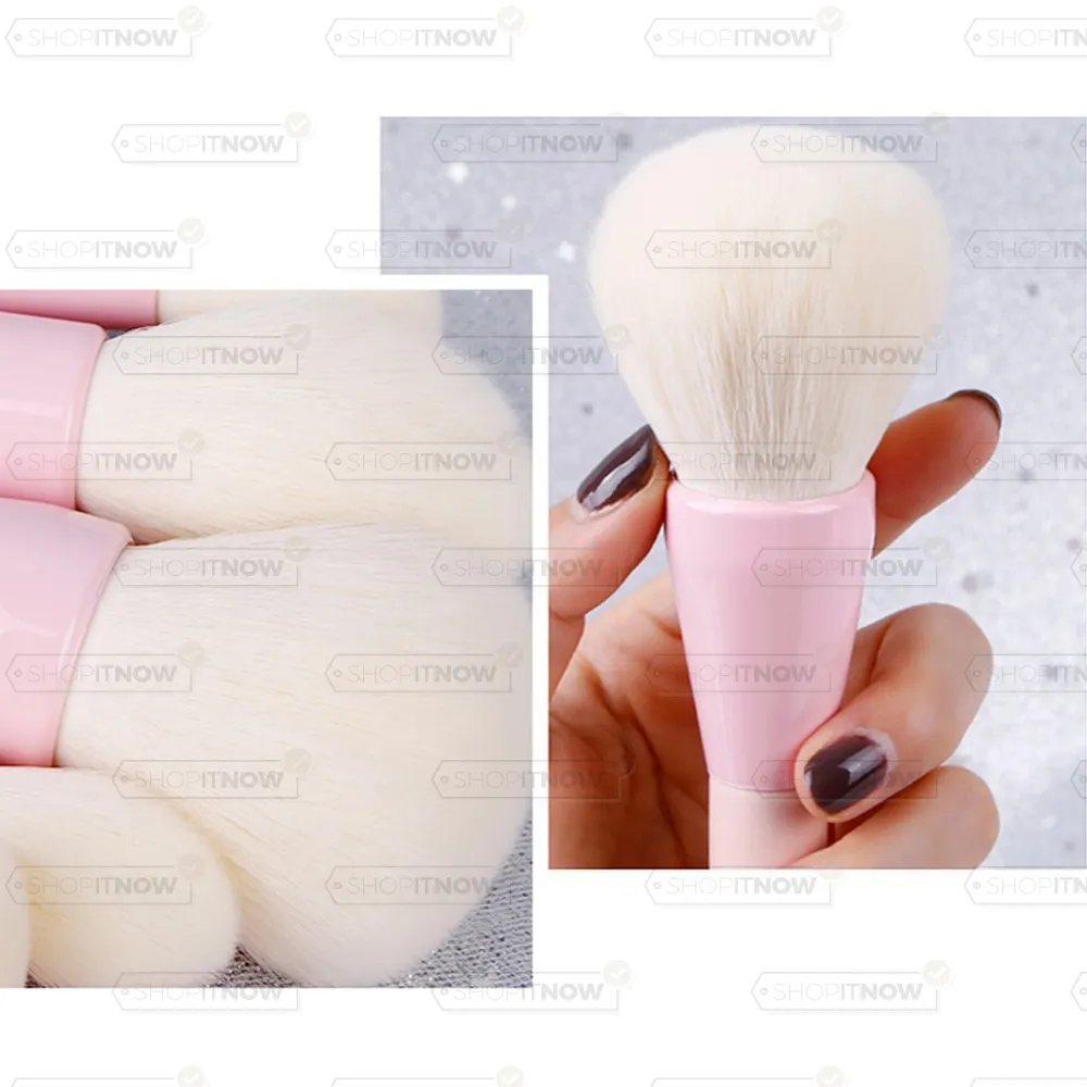 set of 14 make-up brushes