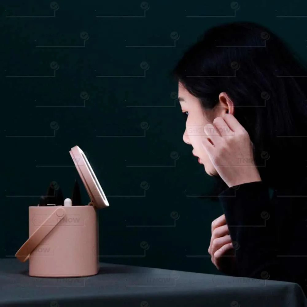 perfect light cosmetic bag