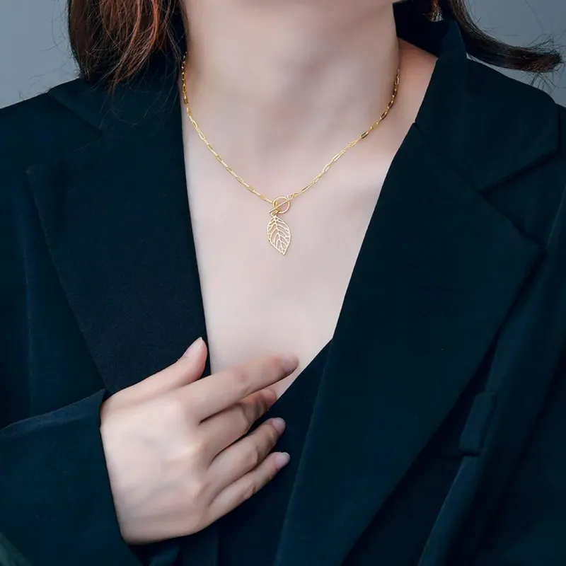 necklace leaf