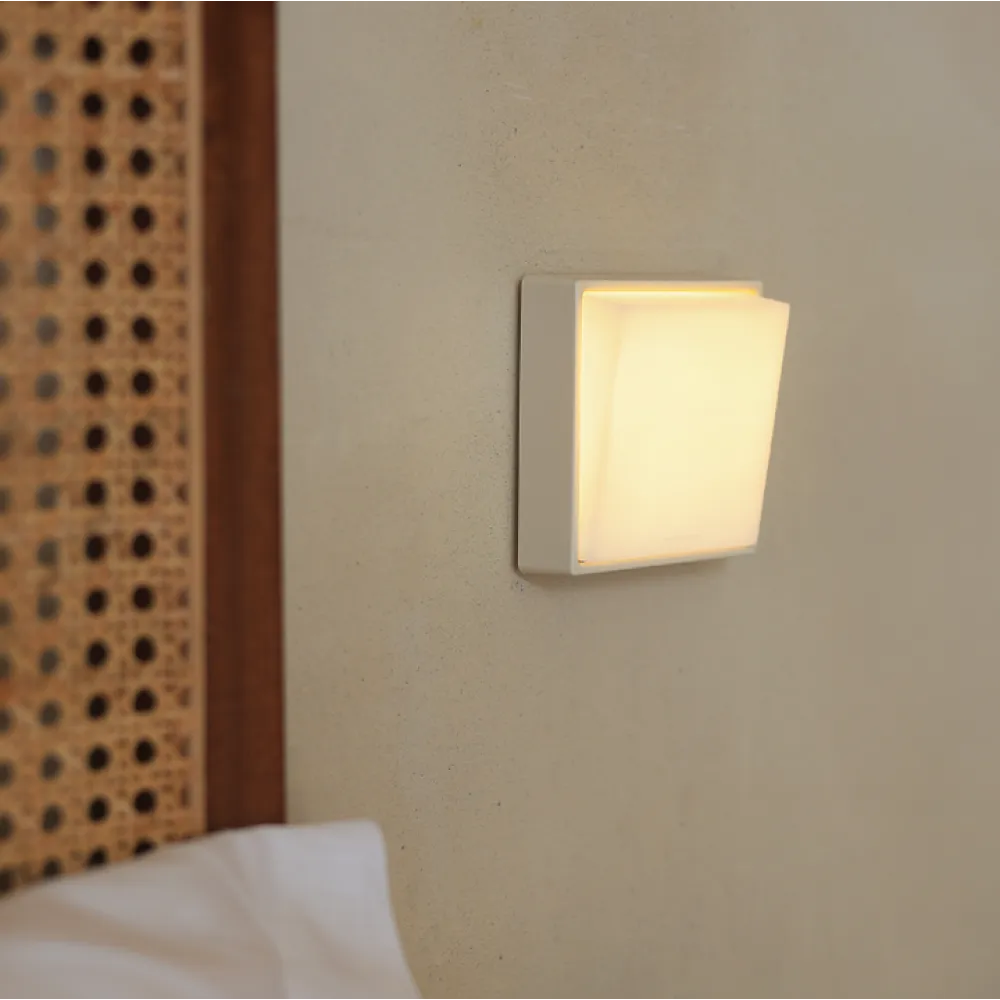 Rechargable Magnetic Night Light